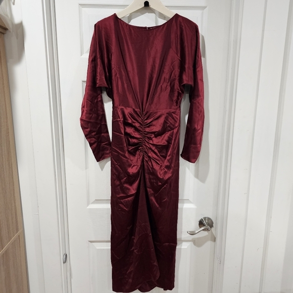Veronica Beard Sabri Ruched Silk Midi Dress - Picture 3 of 9
